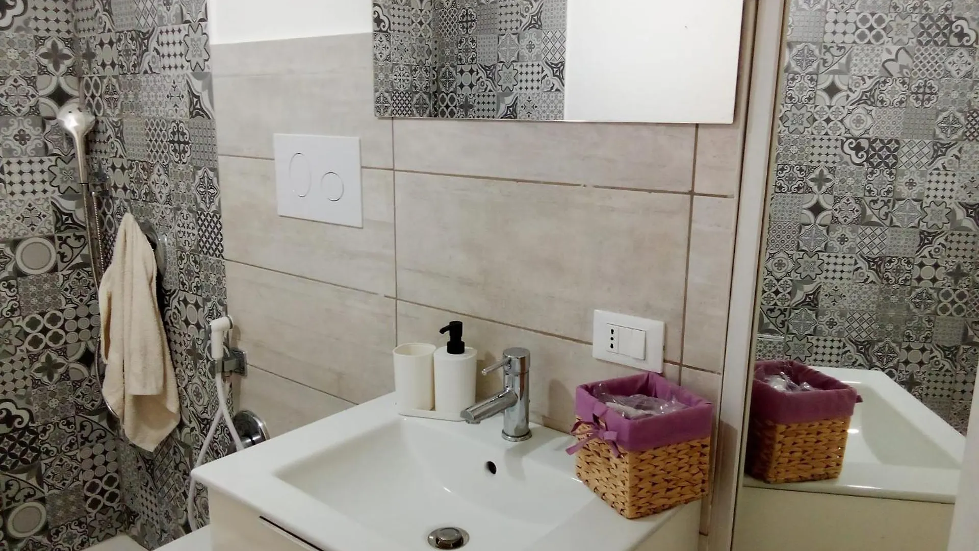 Casa Giulia Apartment Palermo 0*,  Italy